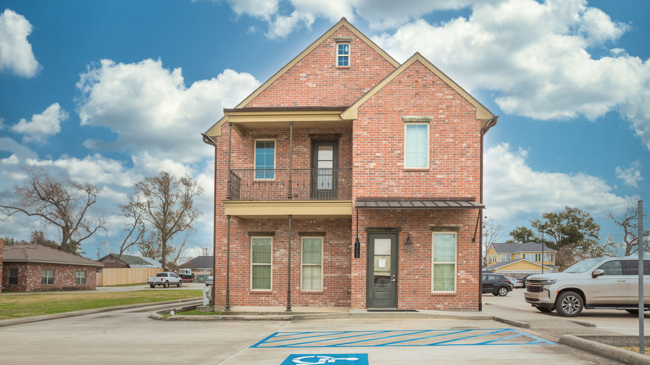 THE PLUMBING WAREHOUSE LCR LAKE CHARLES LA 70601 JANUARY visual data 8