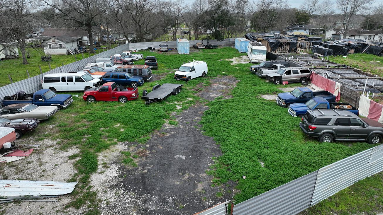 404 Allen Genoa Rd, South Houston, TX 77587