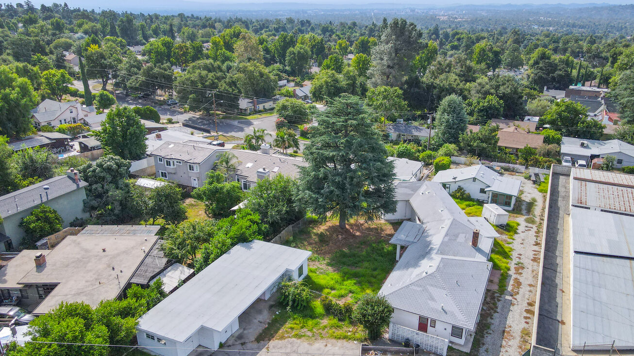 84 E Loma Alta Dr, Altadena, CA 91001