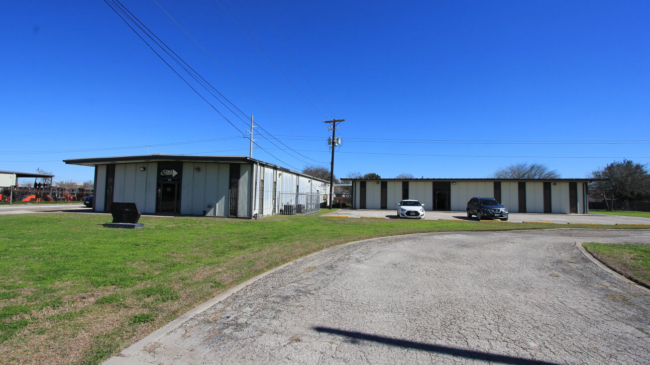 842 Cantwell Ln, Corpus Christi, TX 78408