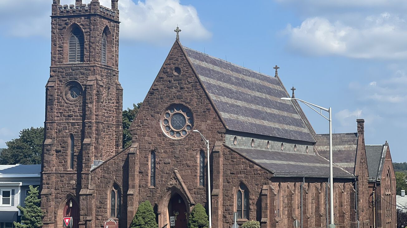 136 E Main St, Meriden, CT 06450 | Crexi.com