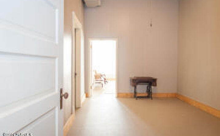 Pictures of Special Purpose property located at 114 Main Street, Newton, MS 39345 for sales - image #1