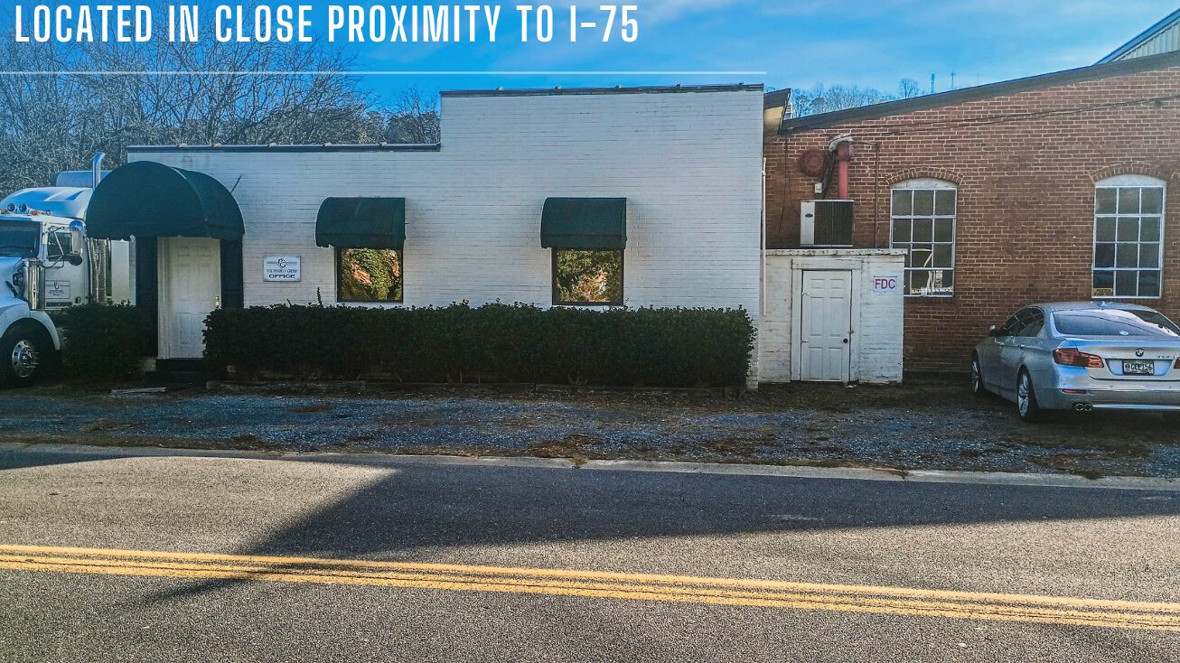 222 King St S, Calhoun, GA 30701