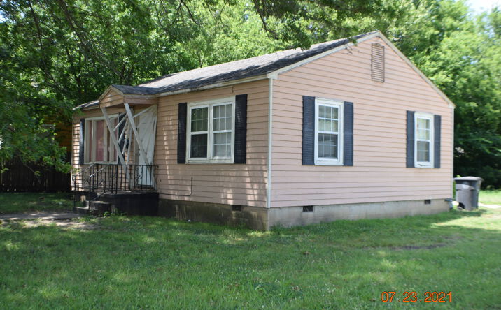 Pictures of Multifamily property located at 321 E Apache St, Tulsa, OK 74106, 2529 N Quaker Ave, Tulsa, OK 74106, 604 East 30th St N, Tulsa, OK 74106, 108 E 27th St N, Tulsa, OK 74106, 261 East 29th St N, Tulsa, OK 74106, 2413 N Yorktown Ave, Tulsa, OK 74110, 3149 N Hartford Ave, Tulsa, OK 74106 for sales - image #1