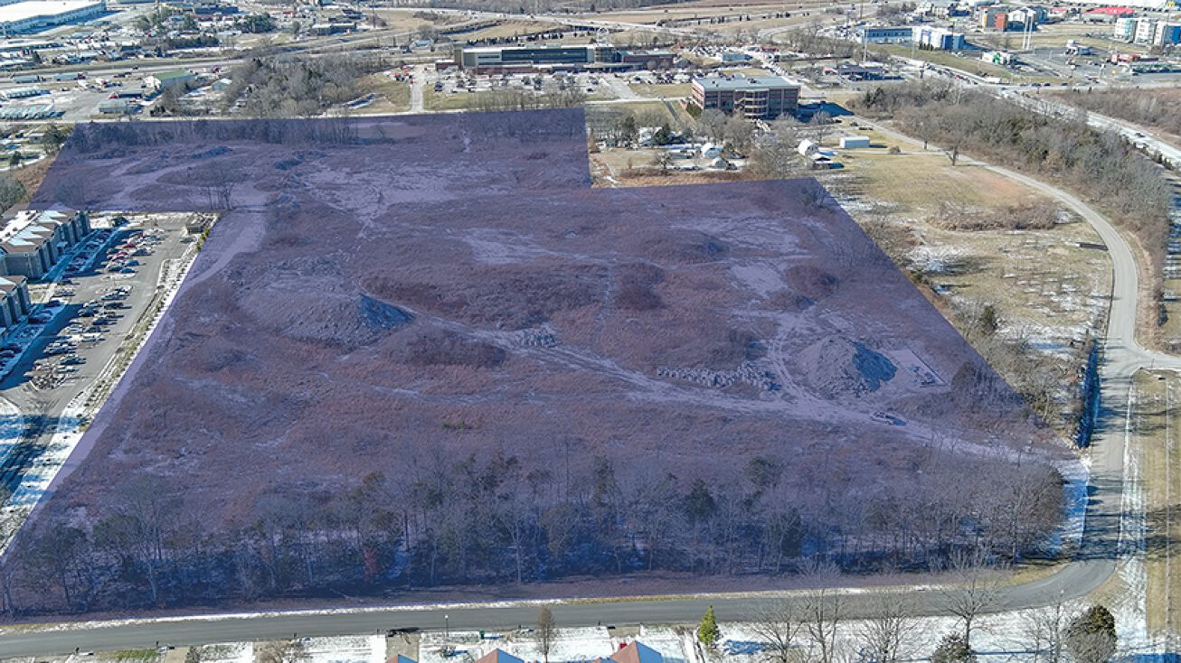 1714 W Hebron Ln, Shepherdsville, KY 40165