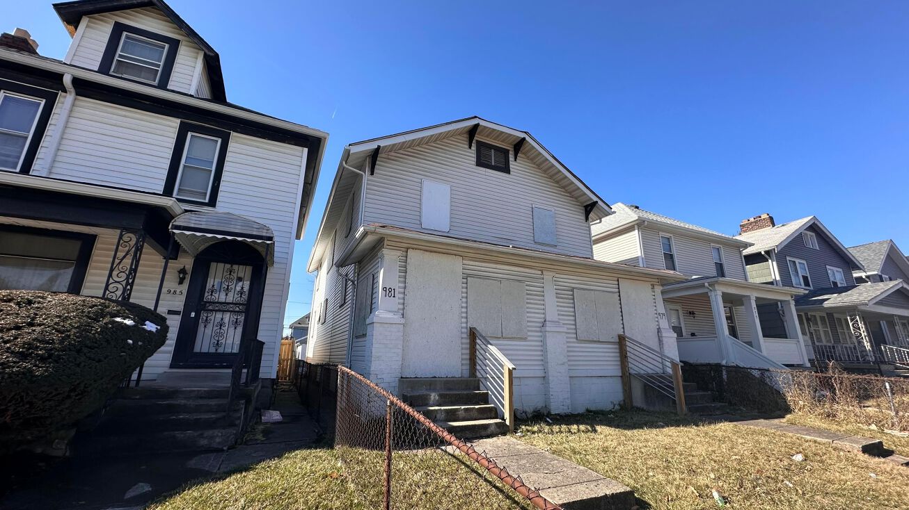 979981 Lockbourne Road, Columbus, OH 43206