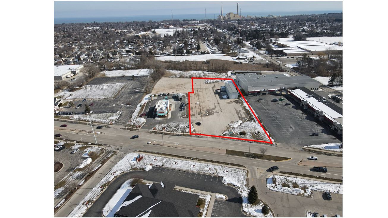 S Business Dr, Sheboygan, WI 53081