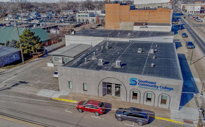 Pictures of Mixed Use, Office property located at 401 N Lincoln Ave, York, NE 68467 for sales - image #1