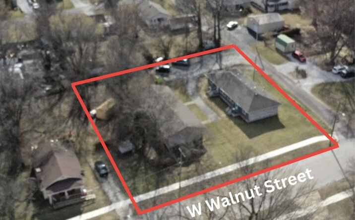Pictures of Multifamily property located at 1820-1824 W Walnut St, Springfield, MO 65806 for sales - image #1