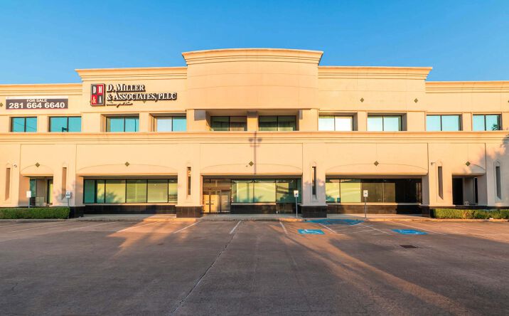 Pictures of Office property located at 2610 W Sam Houston Pkwy S, Houston, TX 77042 for sales - image #1