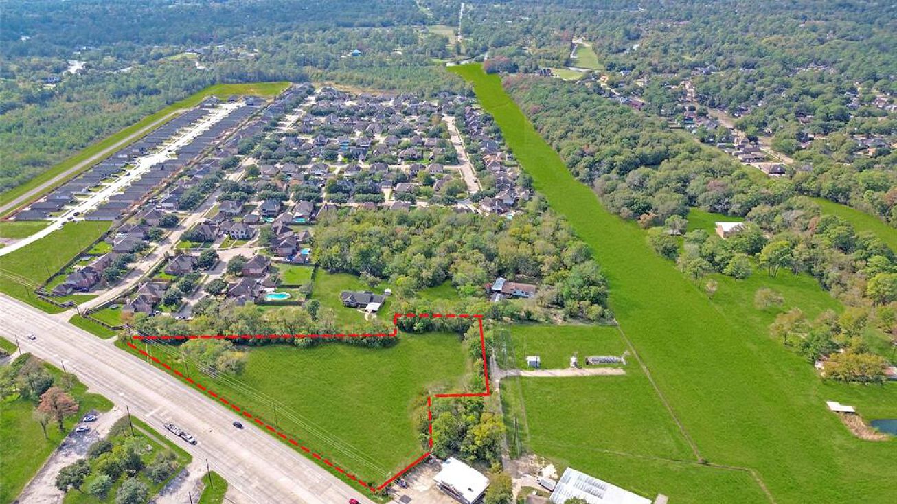 6729 N Hwy 146, Baytown, TX 77523