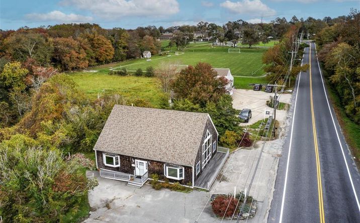 Pictures of Land, Office property located at 33 Meetinghouse LANE Meetinghouse Lane, Little Compton, RI 02837 for sales - image #1