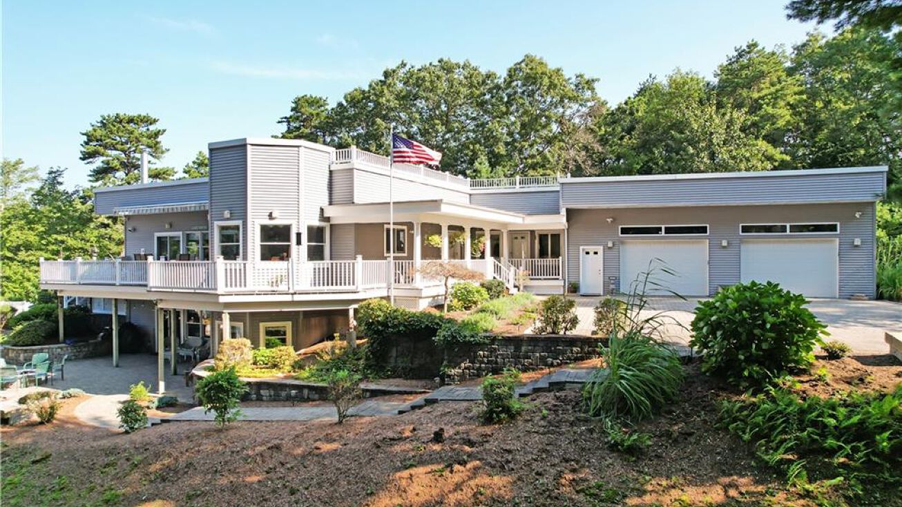 25 FAIRVIEW AV FAIRVIEW Avenue, Hopkinton, RI 02832