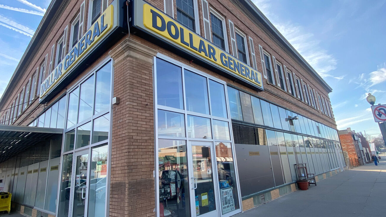 465 N Broadway St, Wahoo, NE 68066