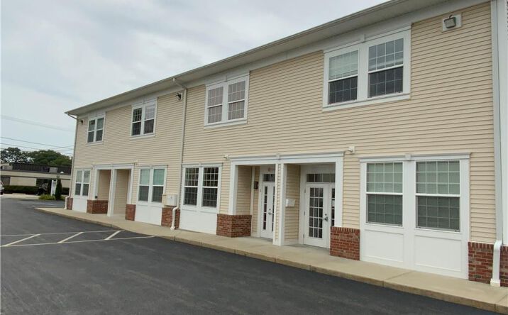 Pictures of Office, Special Purpose, Retail property located at 36 Vermont AV, Warwick, RI 02888 for comps - image #1