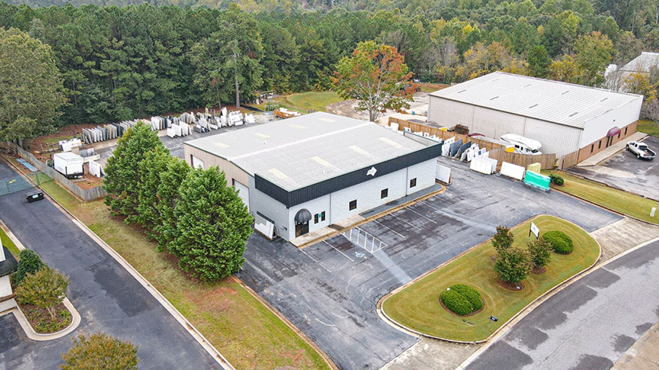 5030 Wallace Dr, Cumming, GA 30041