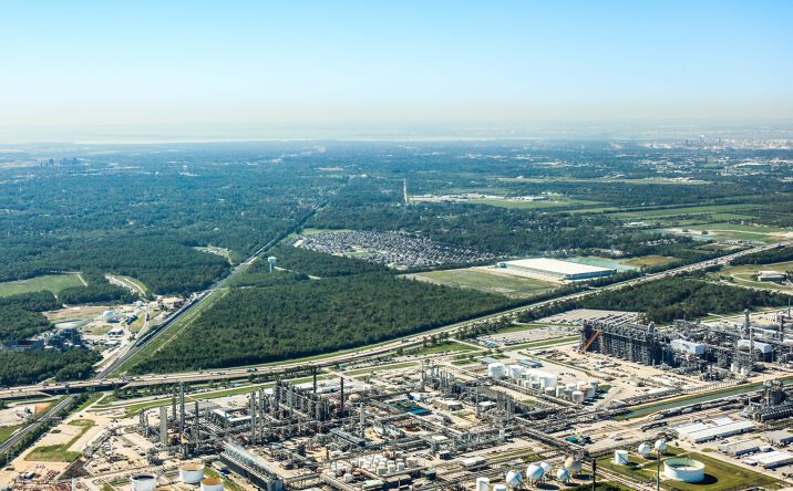 Pictures of Industrial property located at 9115 I-10, Baytown, TX 77521 for sales - image #1