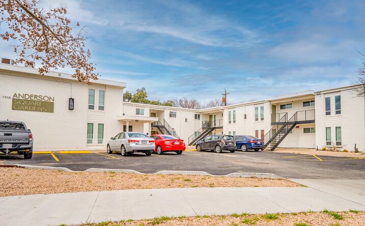 Pictures of Multifamily property located at 7908 Gault St, Austin, TX 78757 for sales - image #1