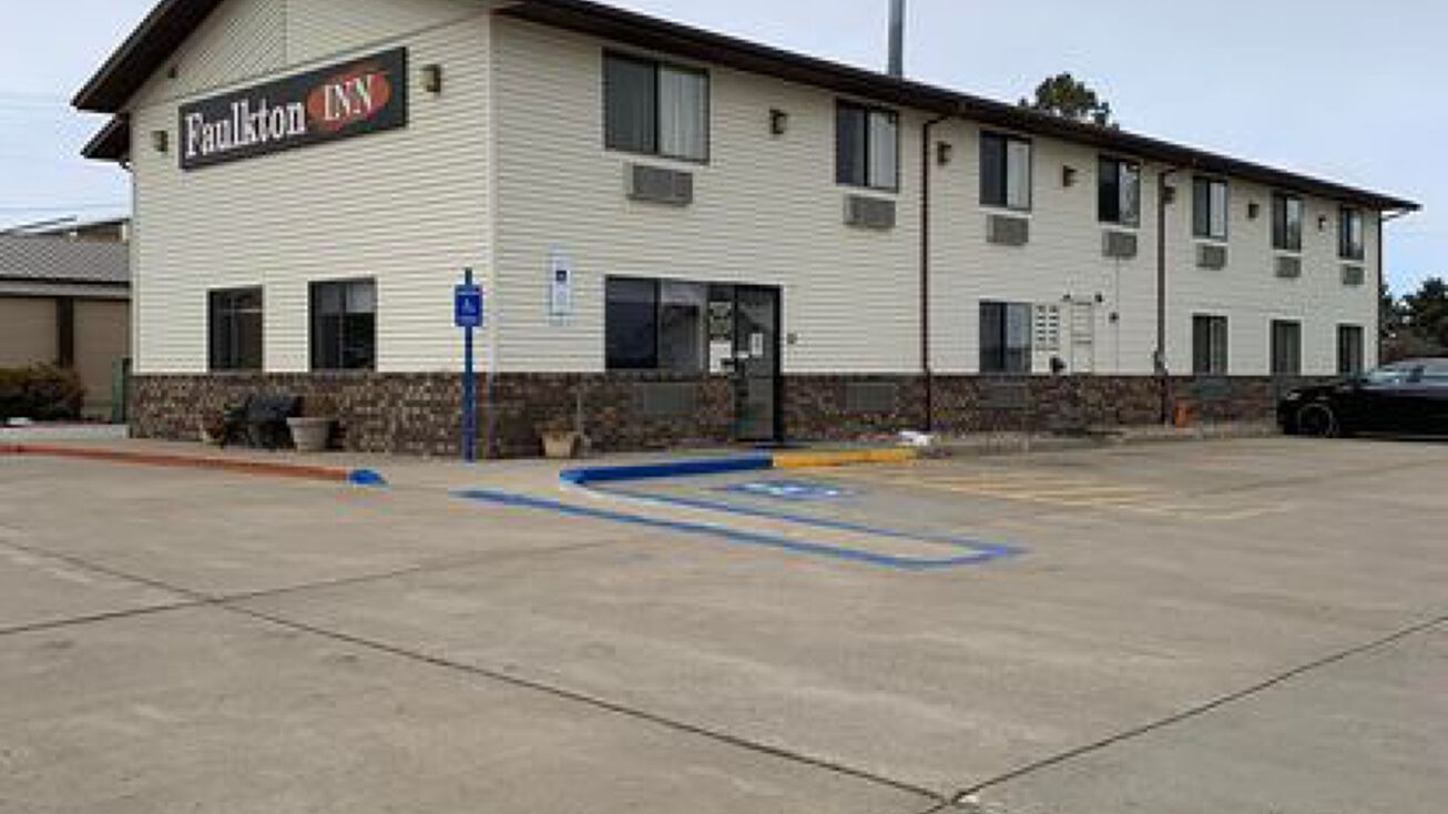 700 Main St., Faulkton, SD 57438