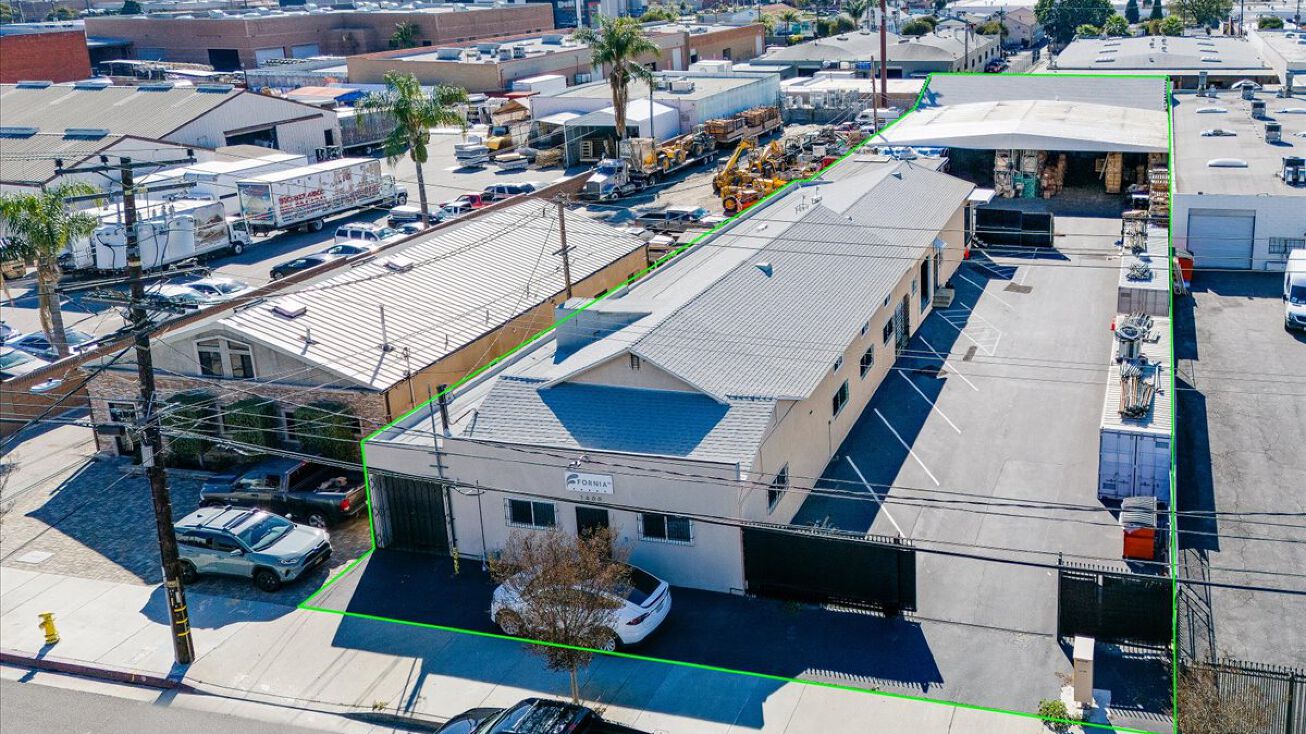 1600 W 132nd St, Gardena, CA 90249