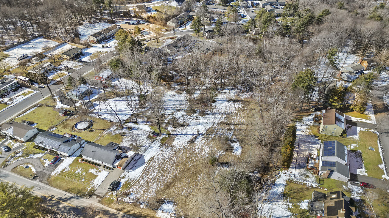 Dalton Division Rd, Pittsfield, MA 01201