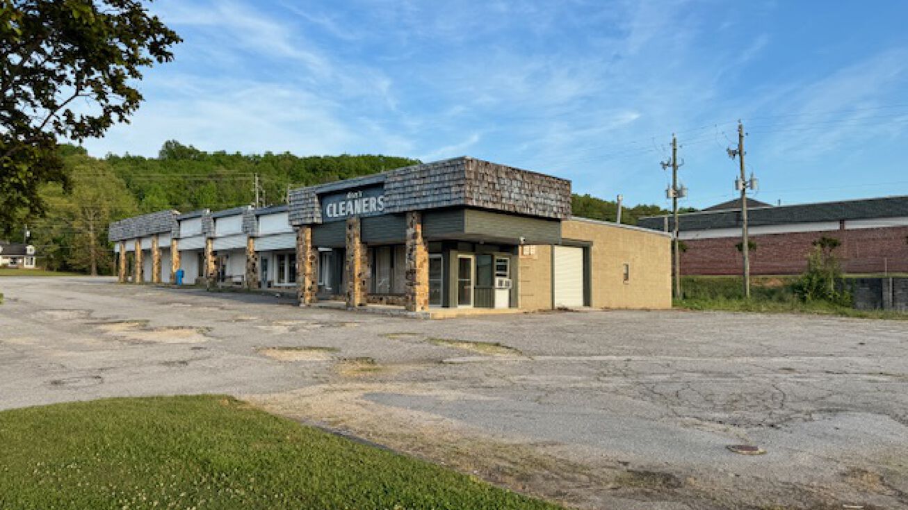 2720 Pelham Pkwy Suite 200, Pelham, AL 35124