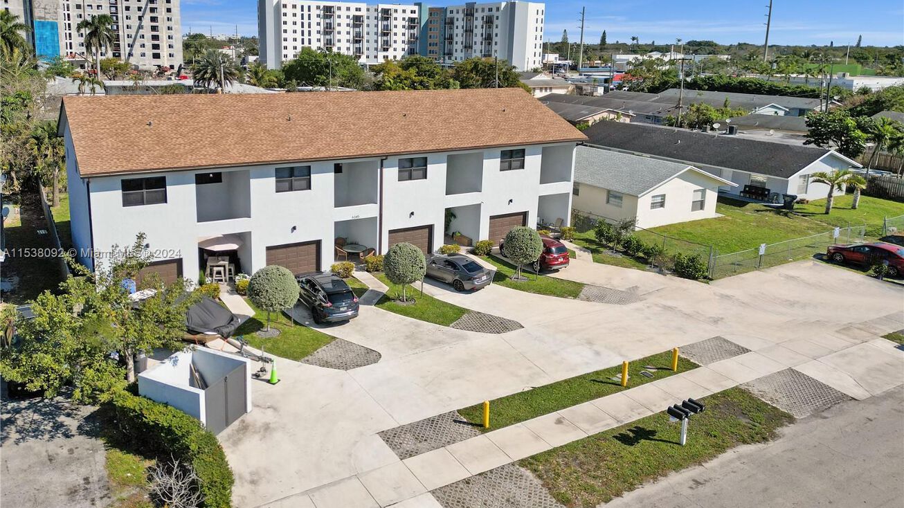 6045 Pierce St, Hollywood, FL 33024 | Crexi.com