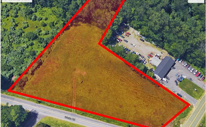 Pictures of Land property located at 4 Wells Rd, East Windsor, CT 06016 for sales - image #1