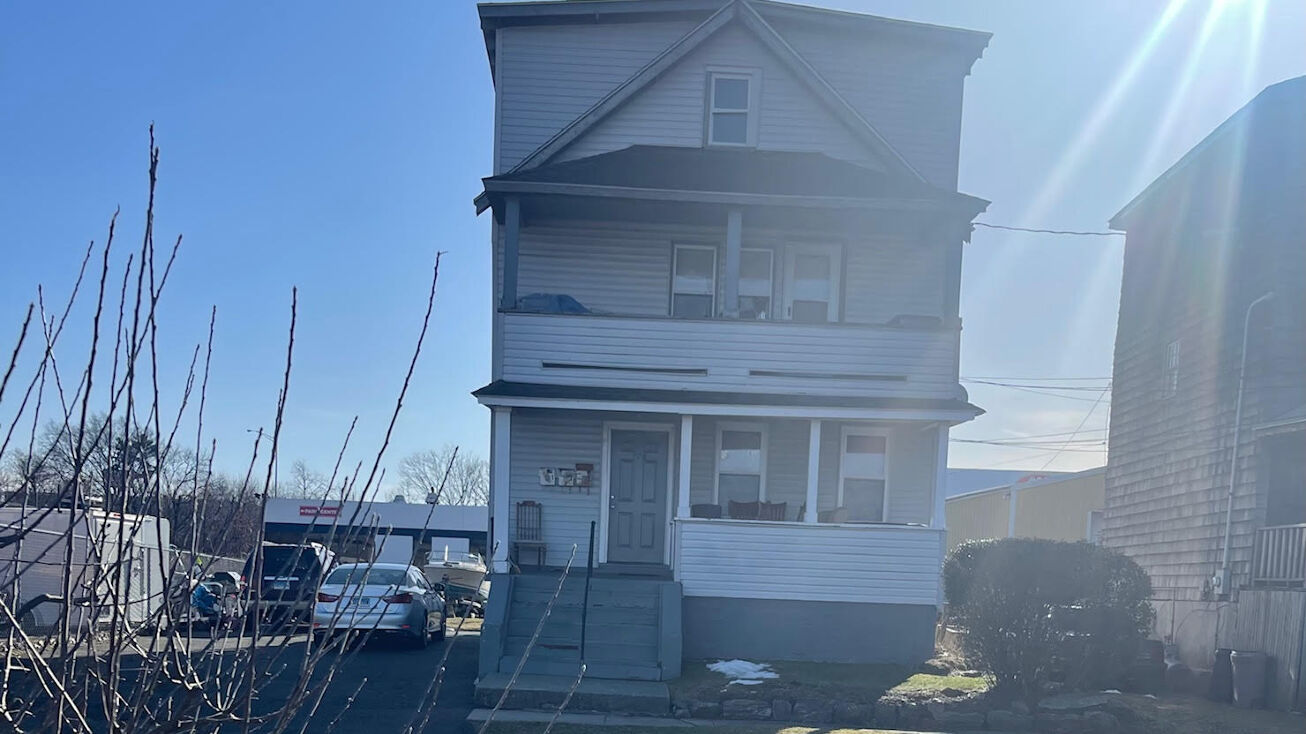 196 Avon Street, Stratford, CT 06615