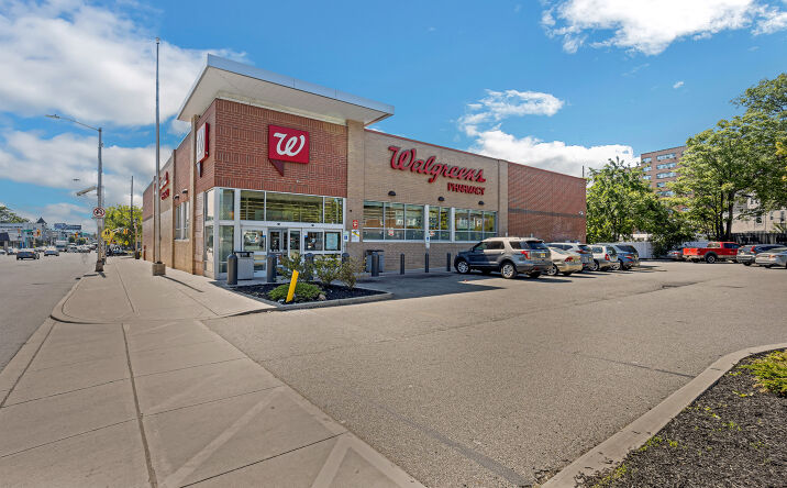 Pictures of Retail property located at 810 Springfield Ave, Irvington, NJ 07111 for sales - image #1