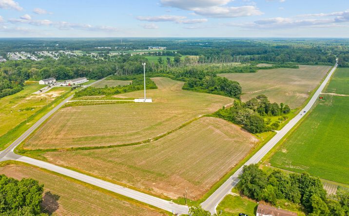 Pictures of Land property located at 672 E Hargett St, Richlands, NC 28574 for sales - image #1