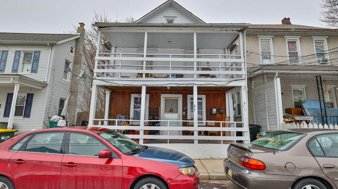 217 Pen Argyl St, Pen Argyl, PA 18072