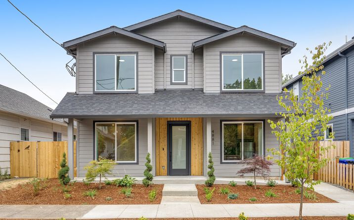 Pictures of Multifamily property located at 4881 SE 63rd Ave, Portland, OR 97206 for sales - image #1