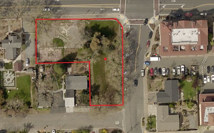 Pictures of Land property located at 270 Windsor River Rd, Windsor, CA 95492 for sales - image #1
