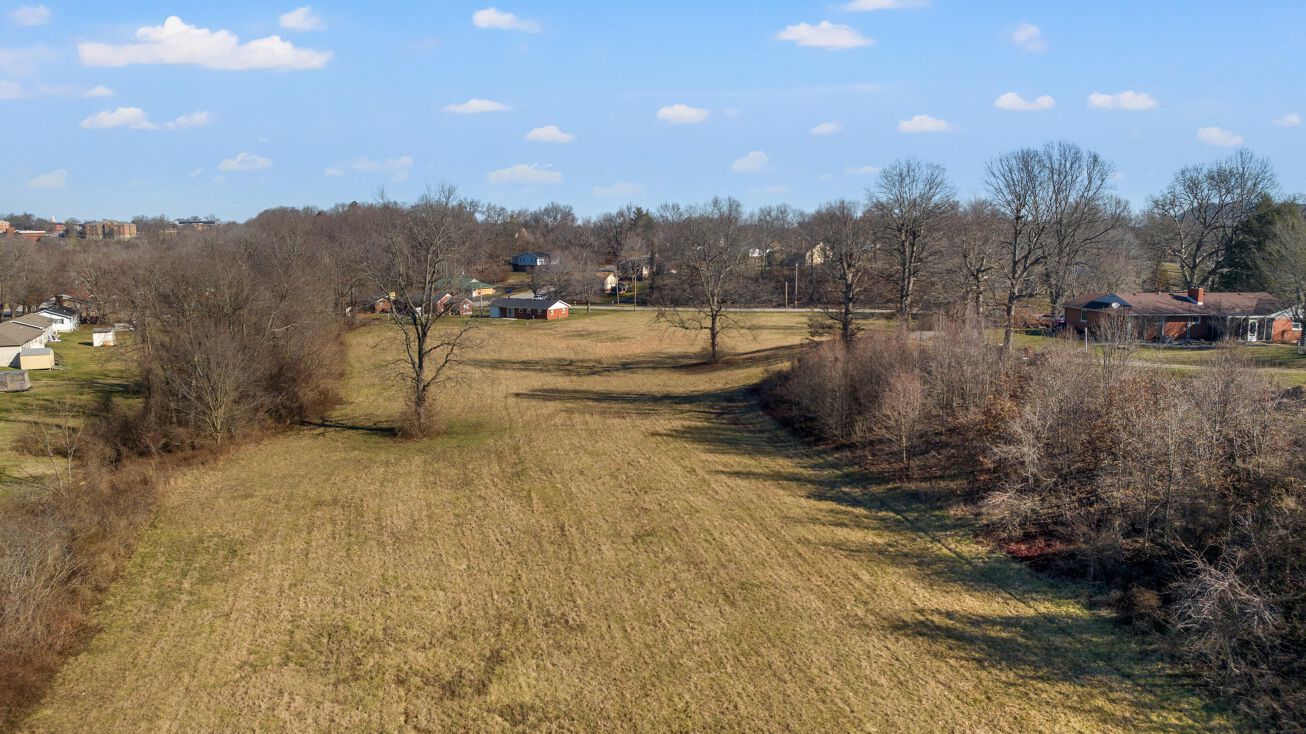 765 Scaffold Cane Rd, Berea, KY 40403