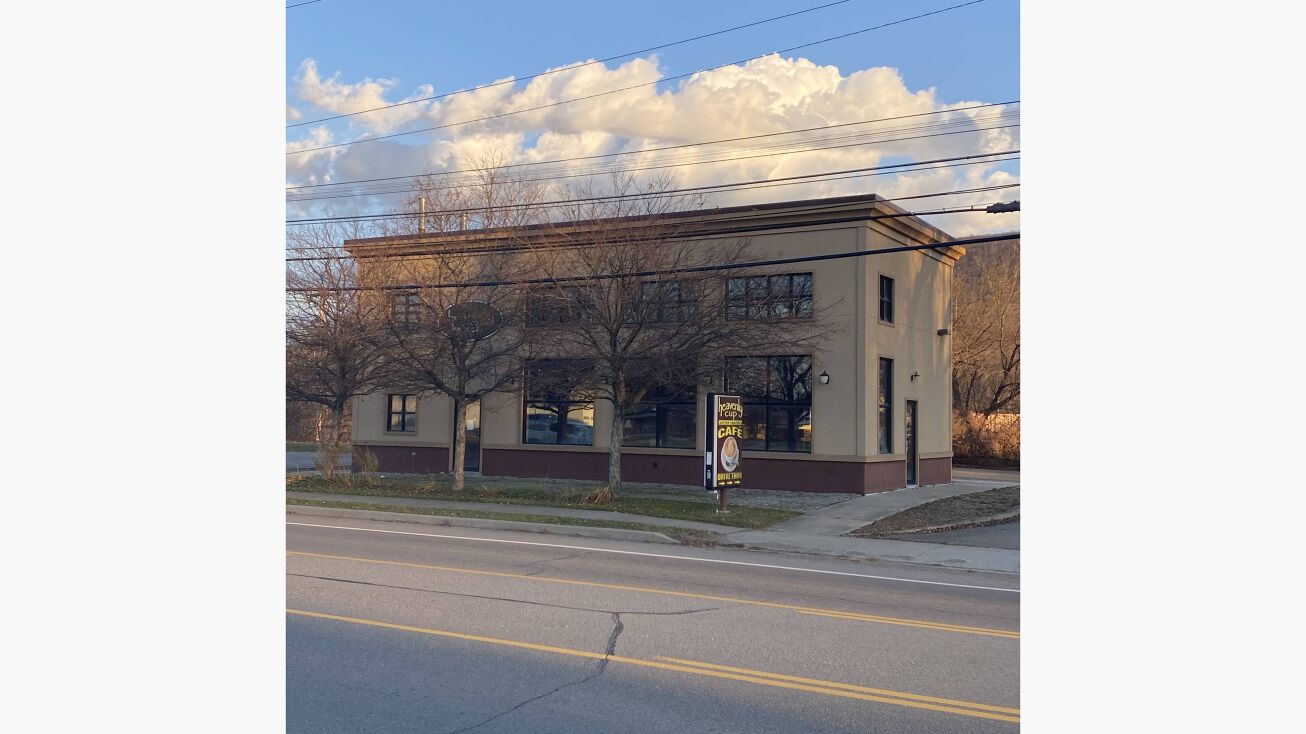 323 S Hamilton St, Painted Post, NY 14870