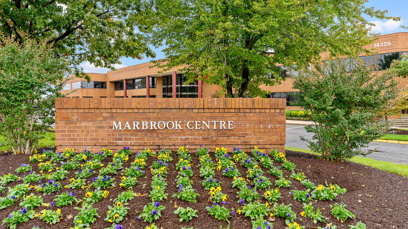 14325 Willard Rd, Chantilly, VA 20151