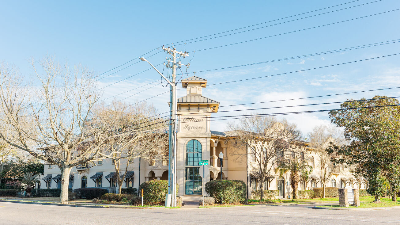 101 Lottie Ln, Fairhope, AL 36532