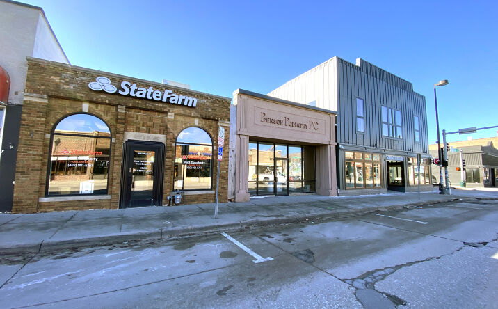 Pictures of Office property located at 6069 Maple St, Omaha, NE 68104 for comps - image #1
