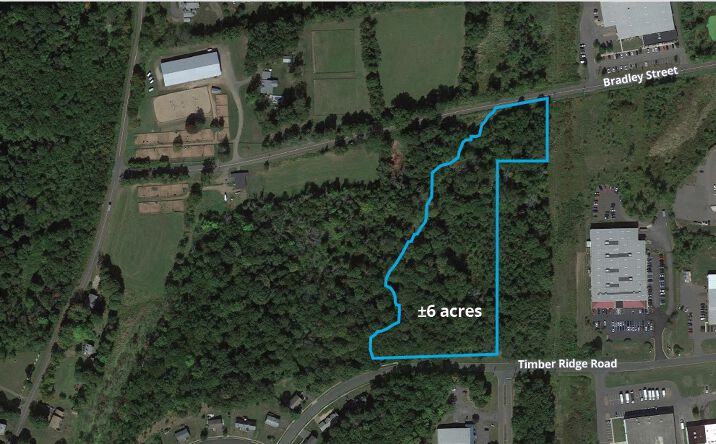 Pictures of Land property located at 7 Timber Ridge Rd, Middletown, CT 06457 for sales - image #1