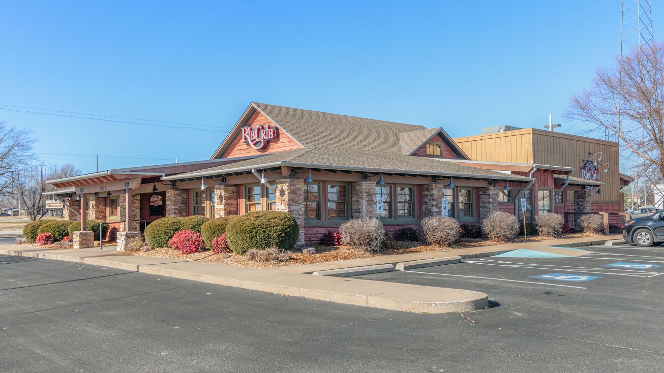 2915 E 24th St, Joplin, MO 64804