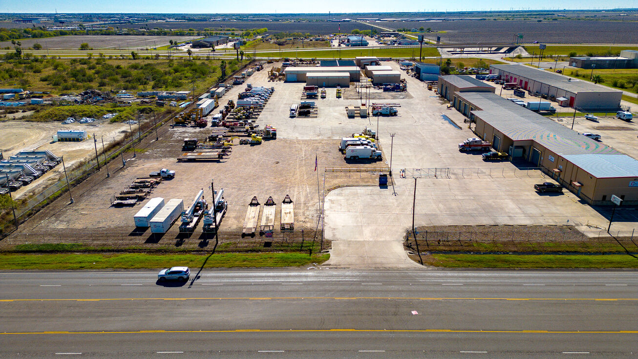 5821 Agnes St, Corpus Christi, TX 78406