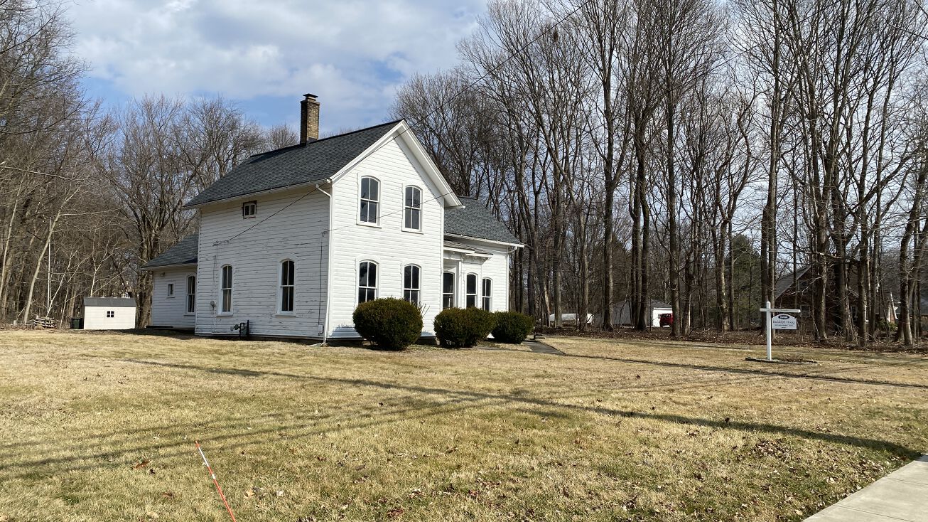 25896 Butternut Ridge Rd, North Olmsted, OH 44070