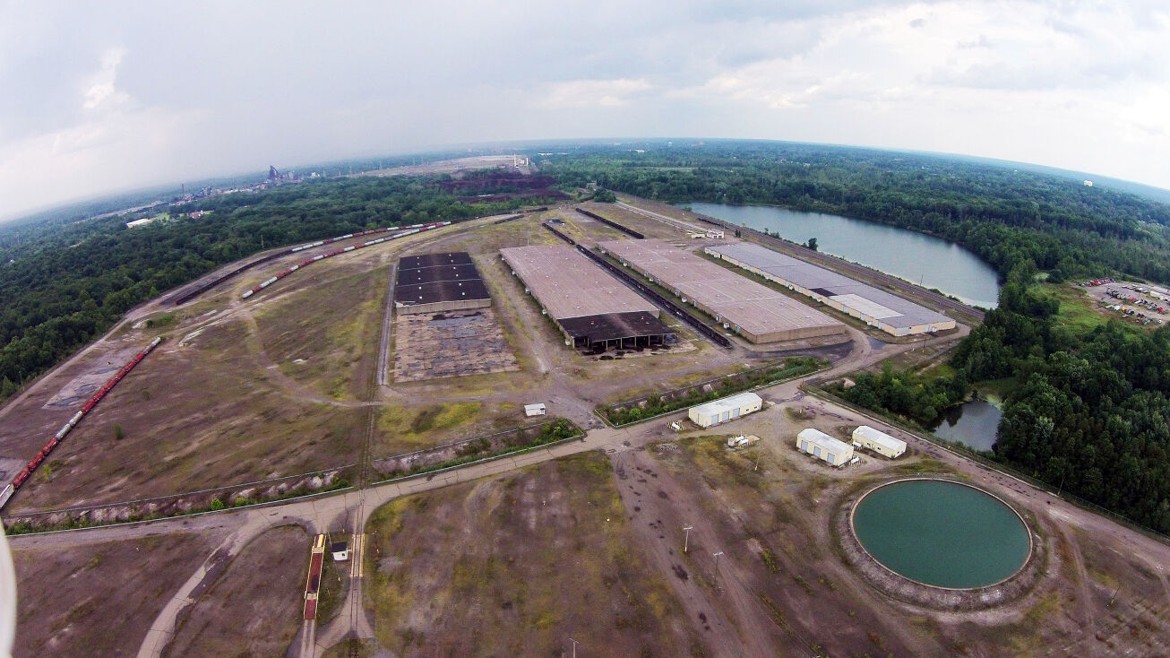 1590 Warren Ave, Niles, OH 44446