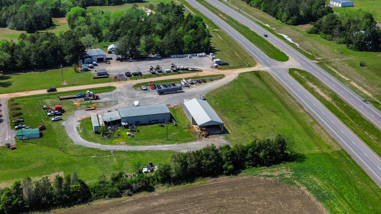 103 EZ Street, Gallion, AL 36742