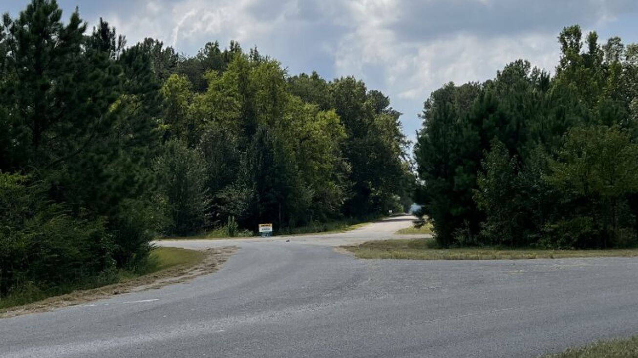 Tract 17 Courtland Air Base, Courtland, AL 35618