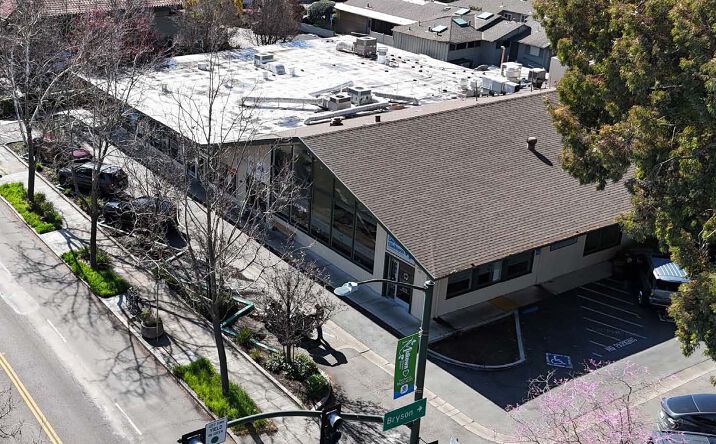 Pictures of Retail, Land property located at 2700 - 2740 Middlefield Rd, Palo Alto, CA 94306 for sales - image #1