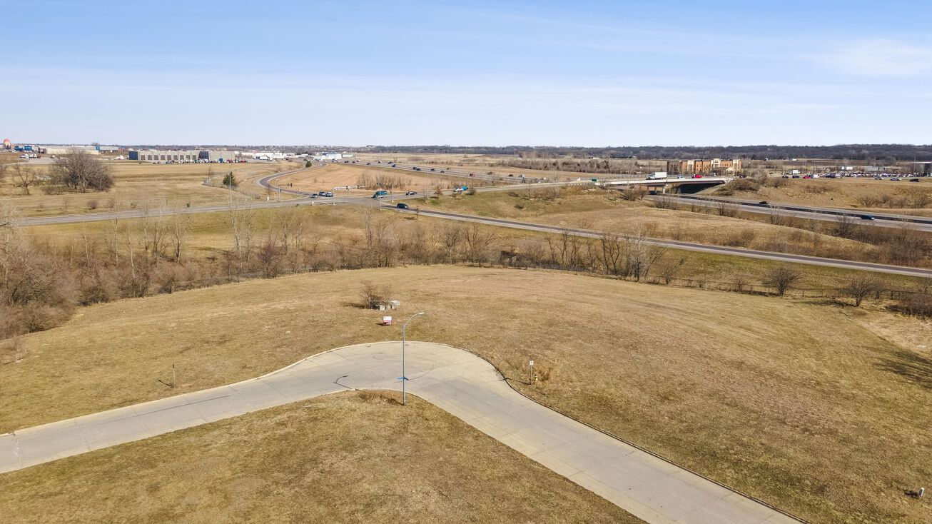 6602 SE Bellagio Dr, Ankeny, IA 50021