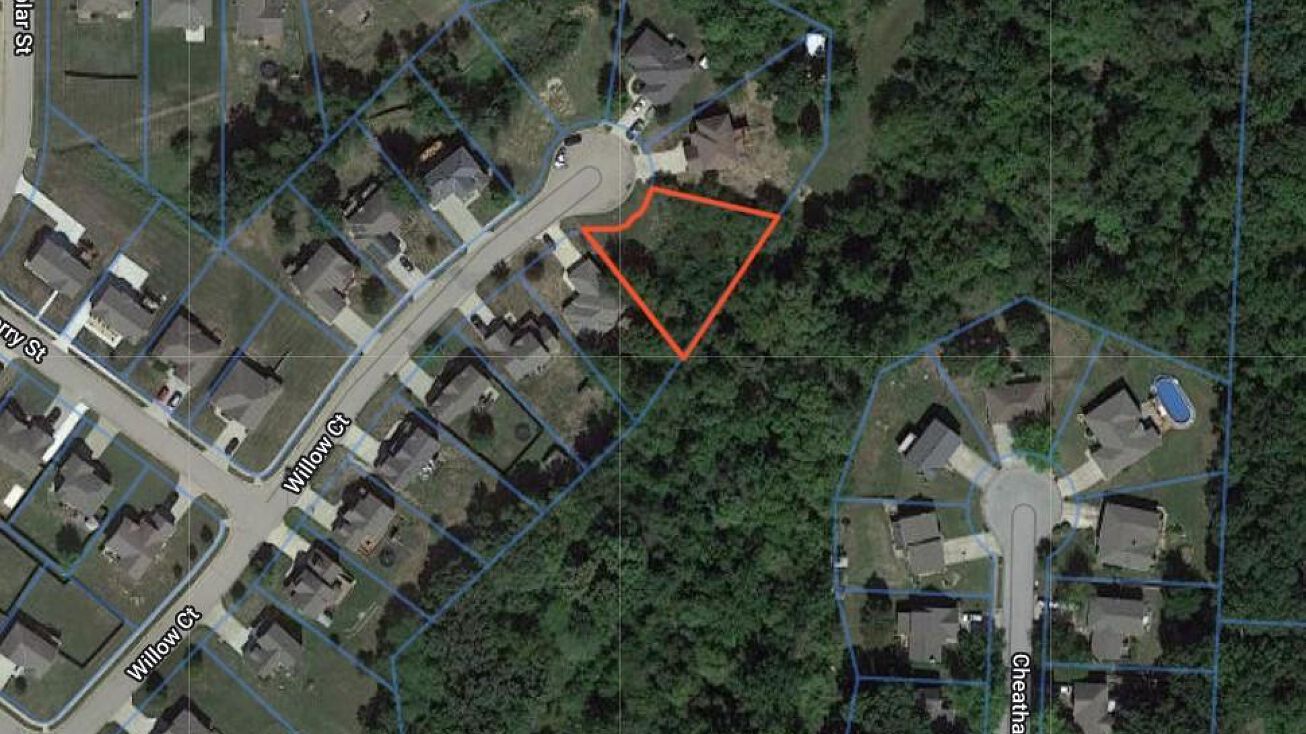 452 Willow Court, Warrensburg, MO 64093