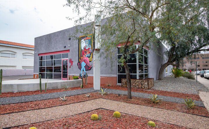 Pictures of Mixed Use, Office, Retail, Special Purpose property located at 801 E Washington St, Phoenix, AZ 85034 for sales - image #1